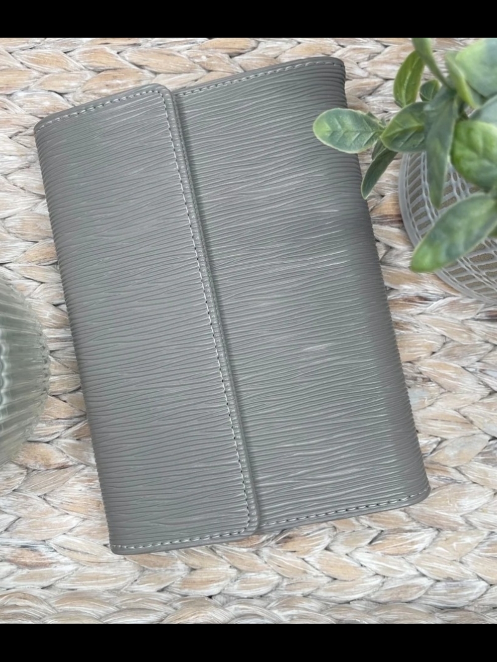 A6/Personal Size Gray Textured Faux Leather Wallet - Stylish Travel Organizer